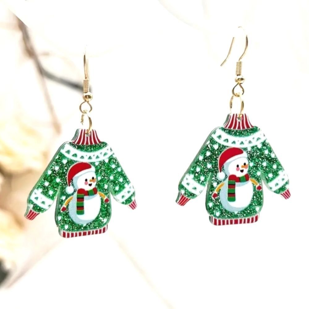 Super cute festive holiday earrings